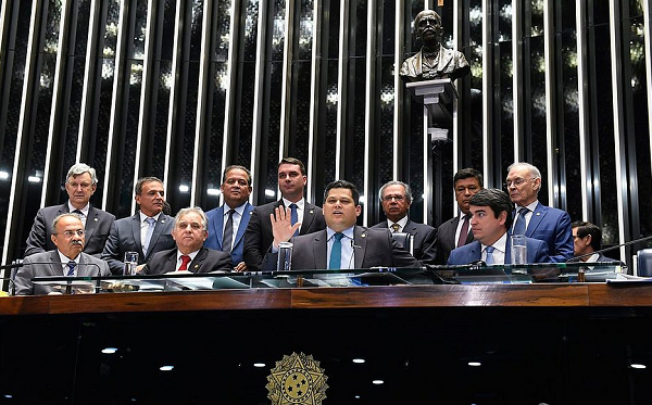 Congresso Nacional aprovou a criação de uma idade mínima para aposentadoria no Brasil (Foto: Roque de Sá | Agência Senado)