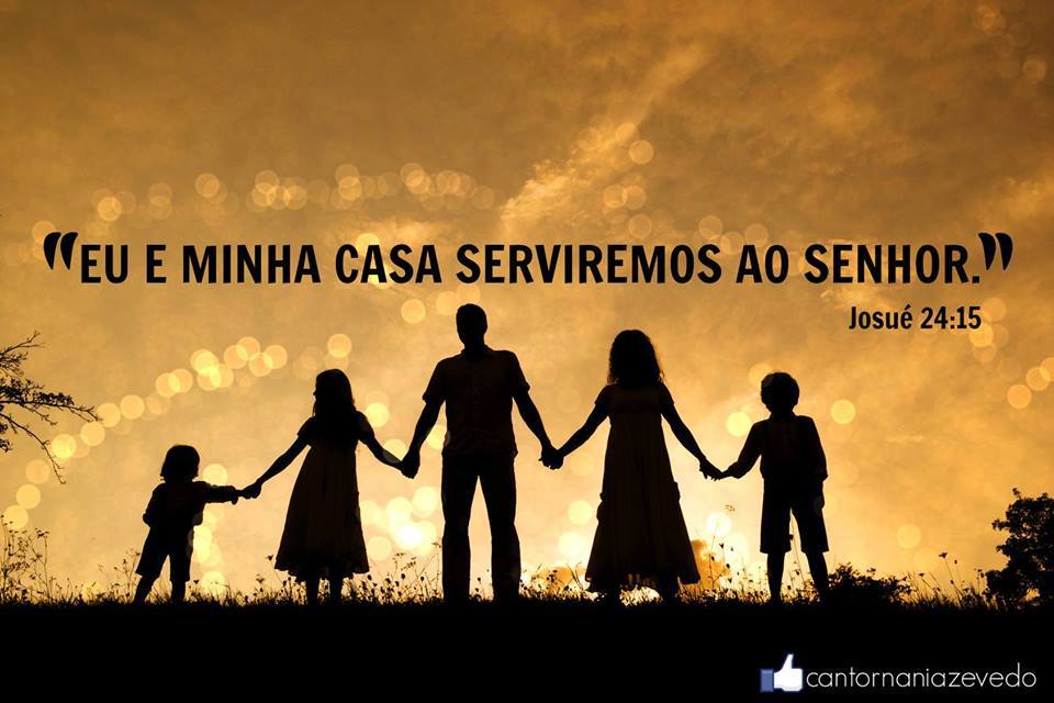 O fato de que 1 Coríntios 7:14 não está falando da salvação da família é visto claramente na pergunta que Paulo faz em 1 Coríntios 7:16: 'Pois, como sabes, ó mulher, se salvarás teu marido? Ou, como sabes, ó marido, se salvarás tua mulher?'
