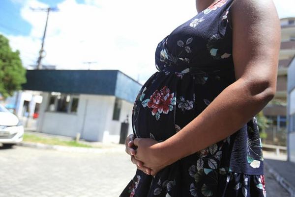 Mães negras que são solteiras estão abaixo da linha da pobreza (Foto: Joá Souza)