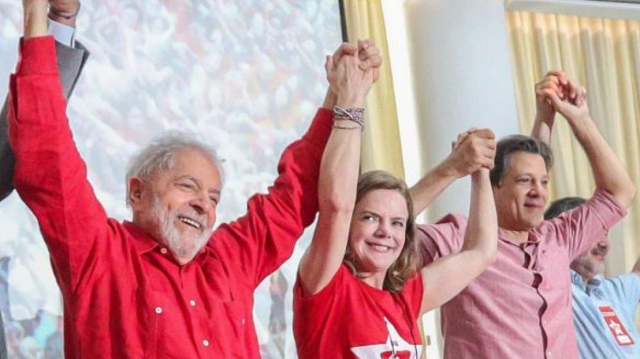 Lula disse que pretende lutar democraticamente para que o povo brasileiro recupere seus direitos (Foto: Reprodução)