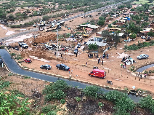 MST e PF entram em confronto em reintegração de posse na Bahia (Foto: Polícia Federal)