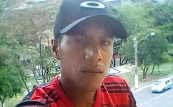 Ação da Polícia Militar para dispersar o baile 'foi errada', diz irmão da vítima (Foto: Reprodução)