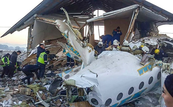 O acidente aconteceu logo após a decolagem (Foto: Repordução)