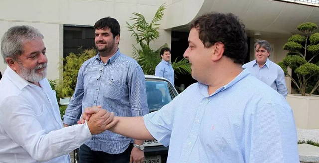 Lula e Fábio Luís Lula da Silva (Foto: Reprodução)