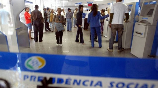 O valor é pago junto com o benefício mensal referente à folha de novembro (Foto: Reprodução)