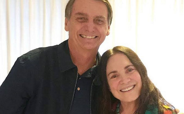 Regina é apoiadora de Bolsonaro (Foto: Reprodução)