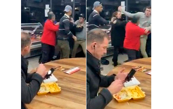 O nome dele é Chris Hill, de 52 anos, e sua calma correu o mundo (Foto: Reprodução)