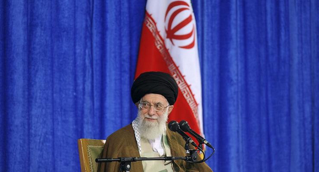 Aiatolá Ali Khamenei, líder supremo do Irã (Foto: Escritório do líder supremo do Irã | AP)
