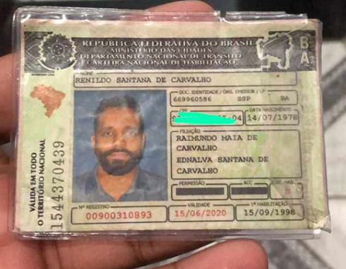 Documento de habilitação em nome de Renildo Santana de Carvalho (Foto: Cedida)
