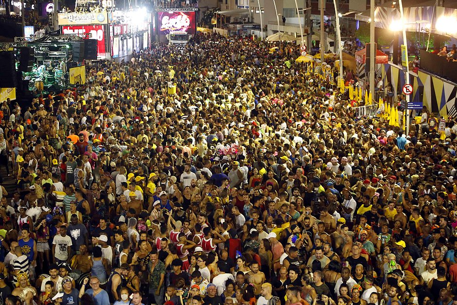 O Carnaval está relacionado com a Quaresma porque a Quaresma é uma época de jejum, penitência e preparação para a Páscoa - Foto: Google