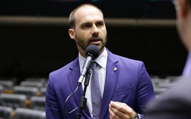 Deputado federal endossou declaração do pai, o presidente Jair Bolsonaro, de que