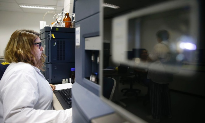 Em 2019, discrepância aumentou e passou a ser de 47,24%, com homens ganhando em média R$ 3.946 e mulheres, R$ 2.680.