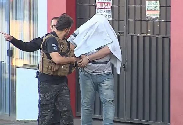 Professor foi preso na manhã desta terça-feira (10) em Assis (Foto: TV TEM | Reprodução)