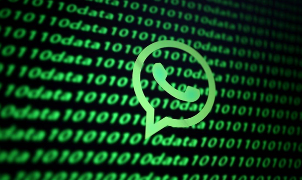 Por meio de mensagens compartilhadas pelo WhatsApp, os golpistas enviam links maliciosos que, ao ser acessados, podem roubar dados das vítimas (Foto: Reprodução)