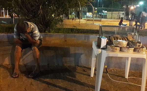 Agrinaldo dos Santos, 51 anos, não teve sucesso em seu primeiro dia de negócio (Foto: Reprodução)