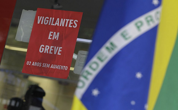 Sindicato dos Empregados de Empresas de Segurança e Vigilância do Estado da Bahia (Sindvigilantes) indica que parte dos vigilantes voltará aos seus postos de trabalho (Foto: Reprodução)