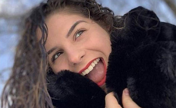 Julie foi a primeira menor de idade a morrer na França (Foto: Reprodução)