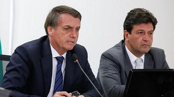 Bolsonaro criticou o ministro da Saúde e aumentou a tensão na crise do Covid-19 (Foto: Divulgação)