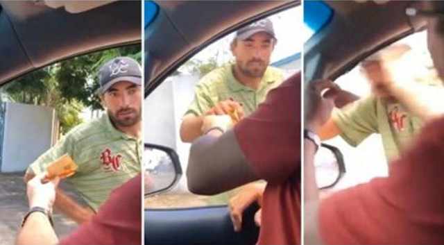 Gesto que parecia ser de generosidade era apenas uma isca para agredir o rapaz (Foto: Reprodução)
