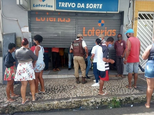 A medida de fechamento total tem prazo de cinco dias na cidade e tem como objetivo diminuir a disseminação do novo coronavírus (Foto: Reprodução)