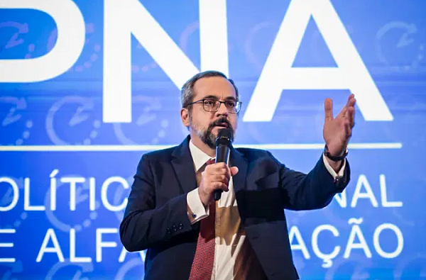 Abraham Weintraub: ex-ministro da Educação pediu demissão do governo Bolsonaro após um ano e dois meses de gestão (Foto: Walterson Rosa | MEC | Flickr)