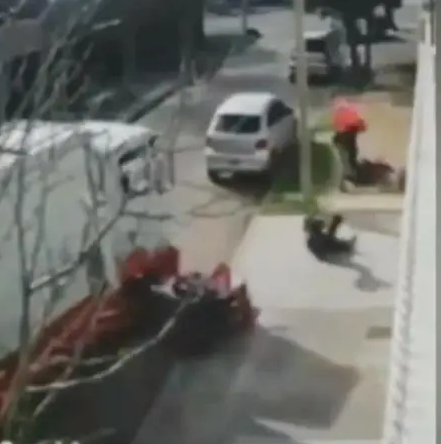Caminhoneiro, identificado como Rafael Lescano, passou a ser conhecido como 'Sodero justiciero' (Foto: Reprodução)