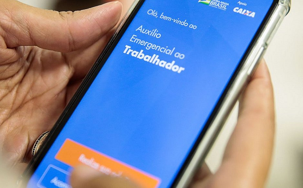 Ideia do governo é negociar com o Congresso um valor menor, entre R$ 200 e R$ 300 (Foto: Reprodução)