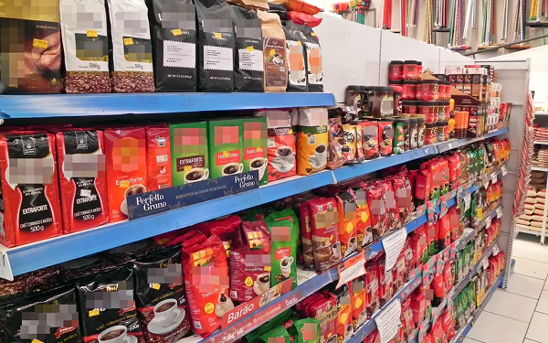 Prateleiras de supermercados oferecem opções para todos os gostos (Foto: Jonatam Marinho)