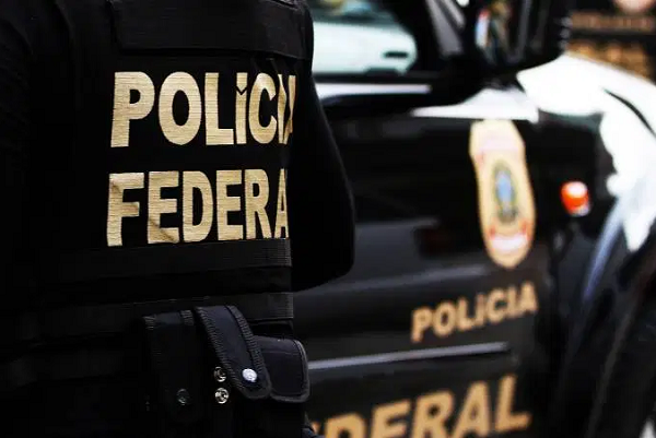 Polícia Federal: de acordo com a PF, o esquema criminoso causou um prejuízo ao patrimônio público estimado em R$ 94 milhões (Foto: Vagner Rosário | VEJA)