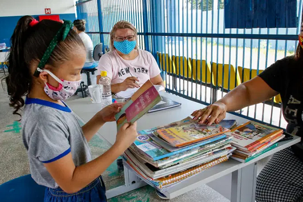 A Escola Estadual José Bernardino Lindoso registrou 28 casos de covid-19 (Foto: Ione Moreno | Semcom | Divulgação)