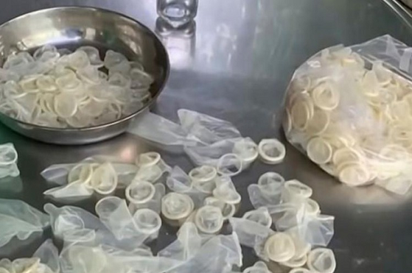 Cerca de 324 mil preservativos foram encontrados pela polícia do Vietnã (Foto: Reprodução | CNN)
