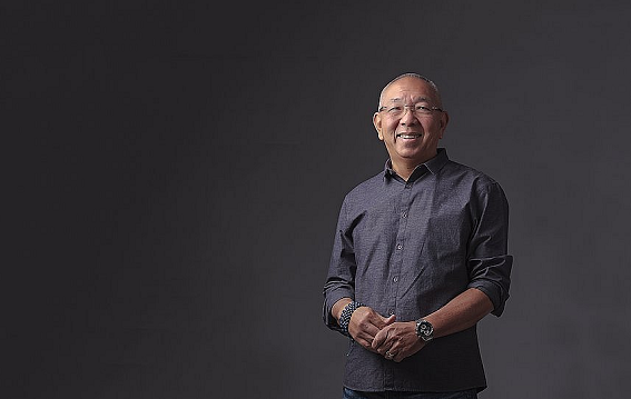 Terapeuta transpessoal Tadashi Kadomoto, conhecido por cursos e atendimentos na área da saúde mental (Foto: Reprodução)