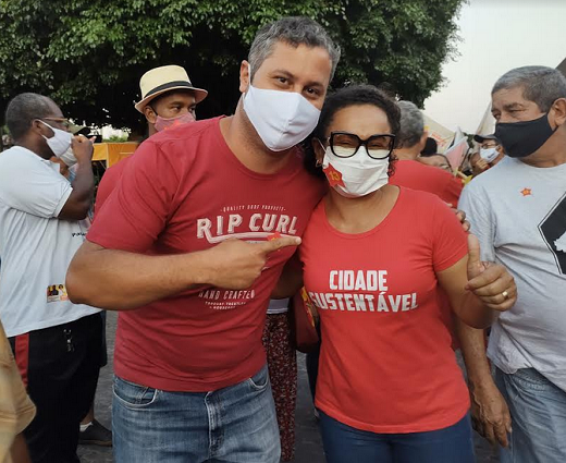 Candidata a prefeita de Camaçari, juntamente com o vice, Fábio Lima (PP) (Foto: Redação | CFF)