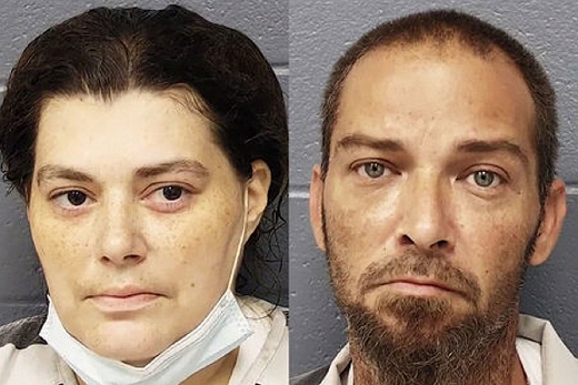 A mãe, Mary Kathrine 'Katie' Horton, 37, e o pai, John Joseph Yozviak, 38 (Foto: Reprodução)