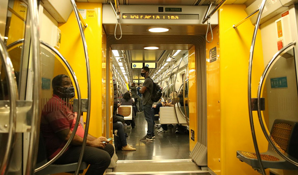 Desde o início da pandemia, 165.798 pessoas morreram por causa da covid-19 no país (Foto: Reprodução)