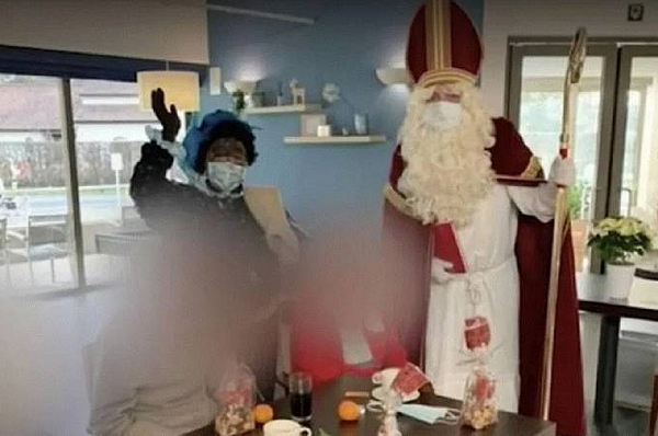 Papai Noel fez a visita no início de dezembro e logo depois ocorreu o surto (Foto: Reprodução)