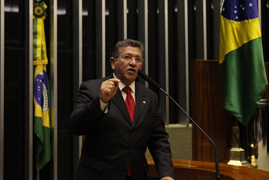 Ex-prefeito de Camaçari e deputado federal reeleito, Luiz Caetano (PT) (Foto: Reprodução)
