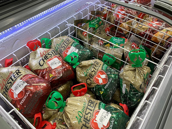 Peru de Natal pode custar até R$ 97,52 (R$23,48/kg) nos supermercados (Foto: Marcela Villar)