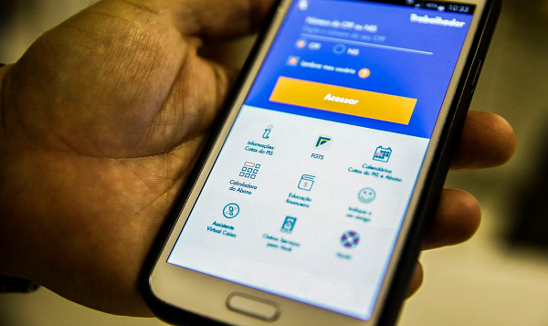 O valor do saque considera a soma dos saldos de todas as contas ativas e inativas no FGTS (Foto: Marcelo Camargo | Agência Brasil)