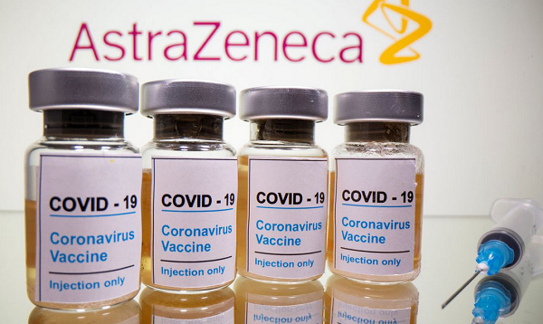 Vacina desenvolvida pela Universidade de Oxford e pela farmacêutica AstraZeneca contra a covid-19 (Foto: Reuters | Dado Ruvic | Direitos Reservados Saúde)