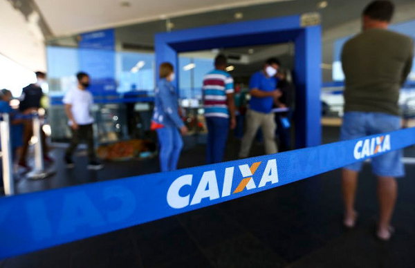 Saques em dinheiro podem ser feitos nas lotéricas, correspondentes Caixa Aqui ou nas agências (Foto: Agência Brasil)