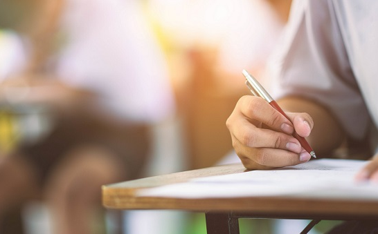 O Enem 2020 terá uma versão impressa, nos dias 17 e 24 de janeiro, e uma digital, realizada de forma piloto para 96 mil candidatos, nos dias 31 de janeiro e 7 de fevereiro (Foto: Reprodução)