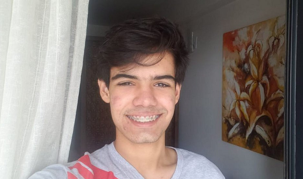 Pedro Anibal, 17 anos, acabou de concluir o 3º ano do ensino médio (Foto: Reprodução | Correio da Bahia)