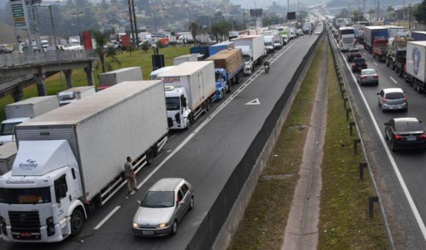 Magistrada afirma na decisão que reivindicações não podem ser postas à frente das necessidades de outros setores (Foto: Reprodução)