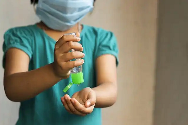 Camaçari tem, no momento, pelo menos 112 crianças e adolescentes com covid-19 (Foto: Reprodução)