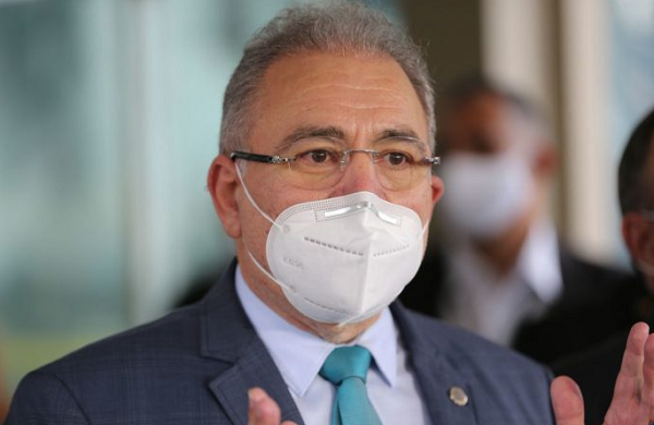 Queiroga atribui o problema a uma carência mundial por vacinas e diz que o Brasil negocia doses adicionais prontas na tentativa de acelerar a campanha de imunização (Foto: Fábio Rodrigues Pozzebom | Agência Brasil)