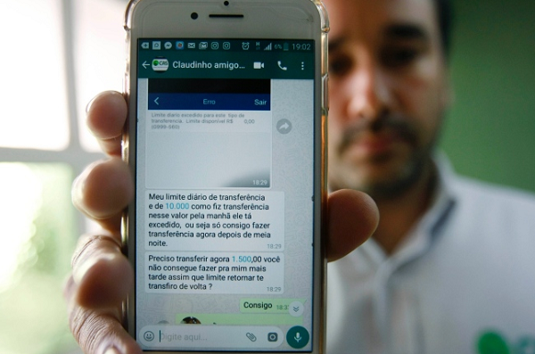 Mensagem de fraudador pede R$ 1.500 para amigos da vítima (Foto: Reprodução)