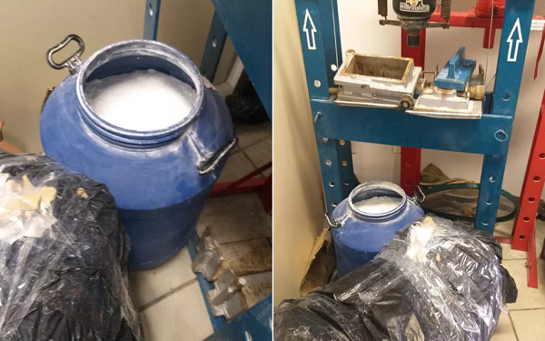 Cocaína foi apreendida em chácara de Monte Gordo, em Camaçari (Foto: Divulgação/SSP-BA)