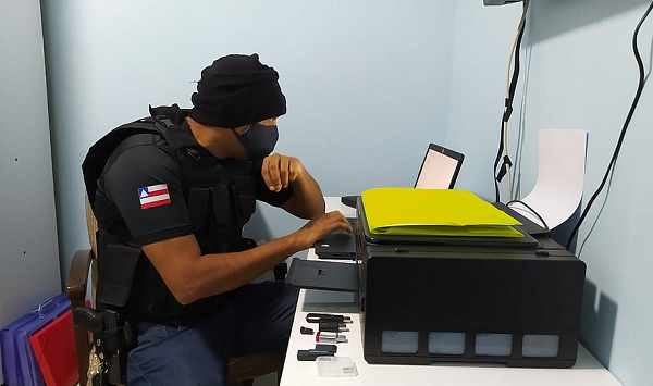 As prisões em flagrante foram feitas pela Polícia Civil na operação nacional Luz na Infância 8, de combate à pedofilia (Foto: Daza Moreira/Polícia Civil)