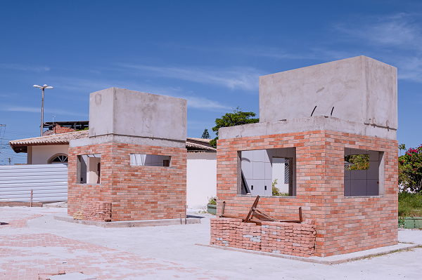 Iniciada em janeiro de 2019, a obra passou vários meses parada (Foto: Josué Silva)